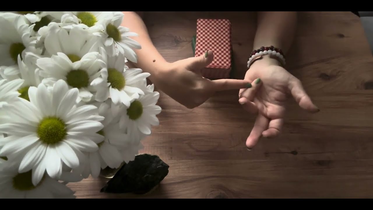 Aklındaki Kişinin ismini 3 kez Söyle Bilinçaltı Durumunu Öğren Tarot Açılımı 
