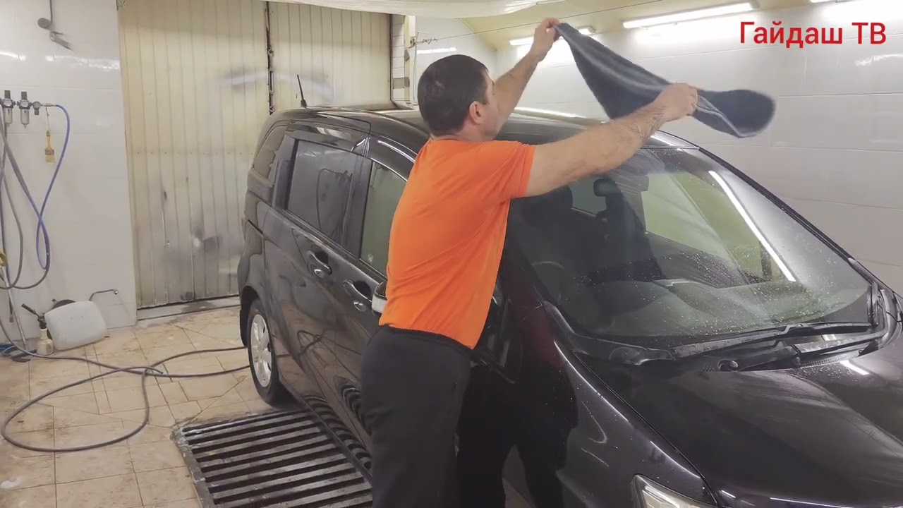 Чем вытереть машину насухо? Хонда Фрид Спайк 2012 год.Leraton MF1 Grey Mamonth.