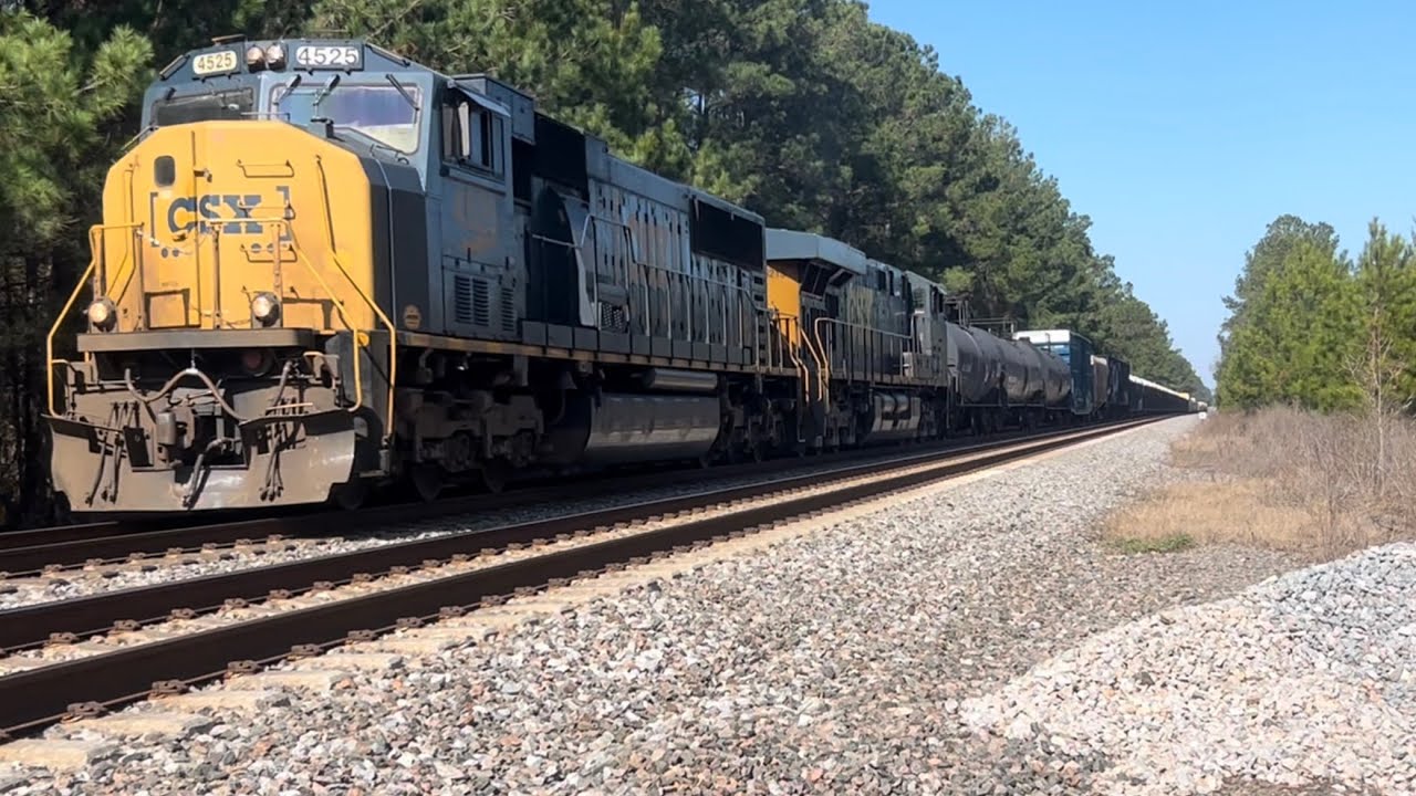 CSX L795 11:35 AM