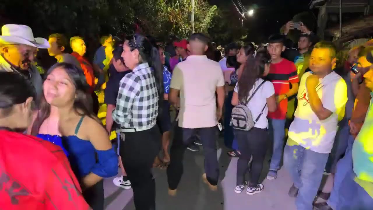 Fiesta Con los hermanos Lovo Barrio de Arriba Guatajiagua 2026 set 3