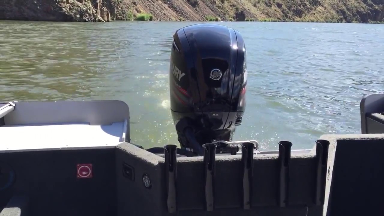 Lund 1800 Sport Angler - управление с помощью прибора Smartcraft