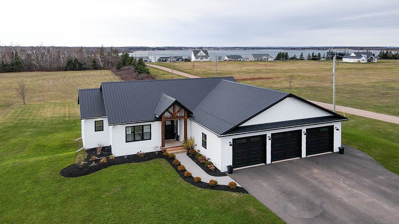 137 Macmillan Point Road, Covehead, PE
