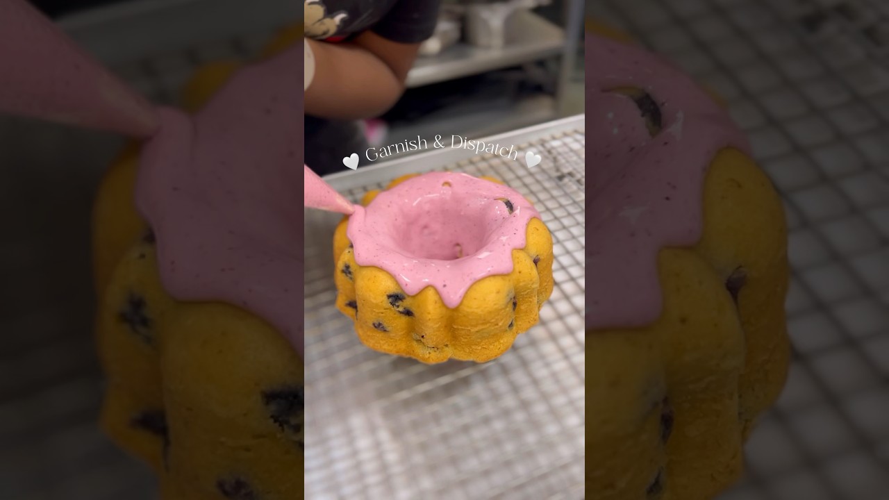 DIML as a Pastry Chef in Mumbai 📍👩🏽&zwj;🍳🌻 #diml #vlog #pastry #dessert #timestamps #work