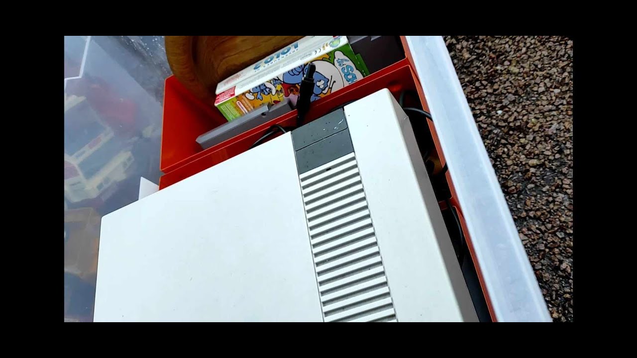 VIDE GRENIER LIVE : Une NES et ses JEUX EN BOITE sous la pluie