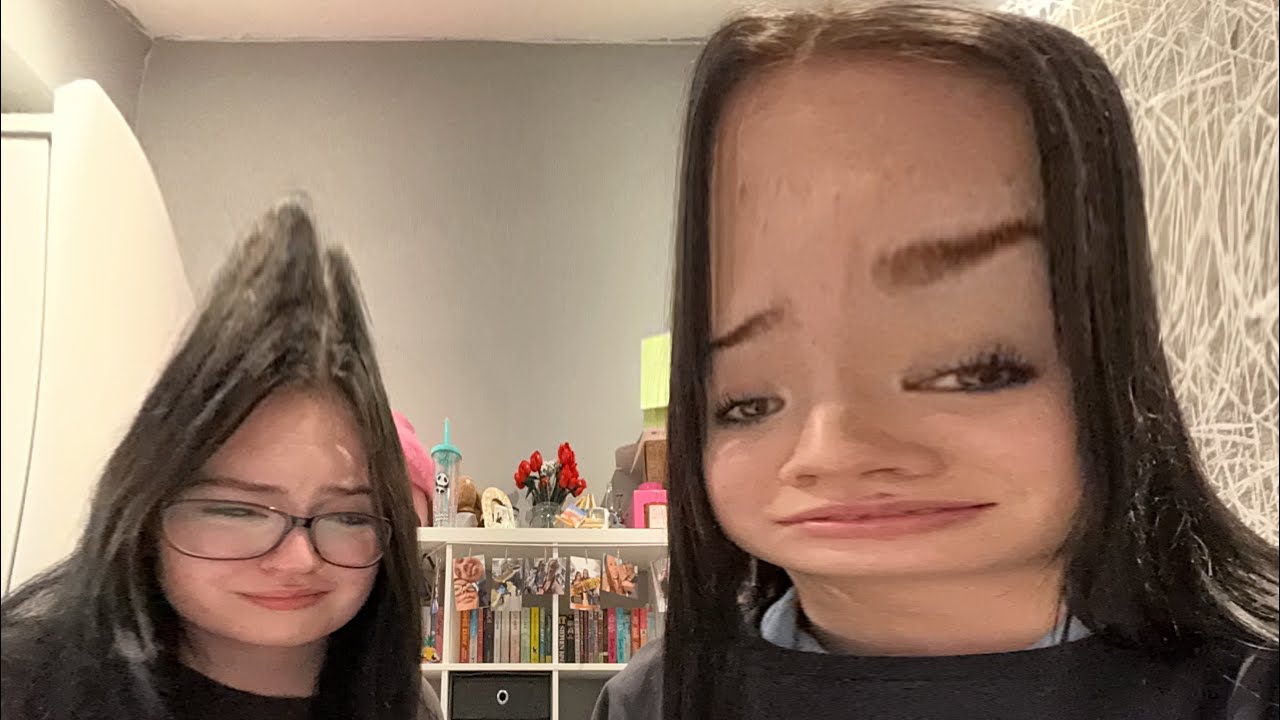 Episode 3: Conspiracy theories (ft. Hollie) 