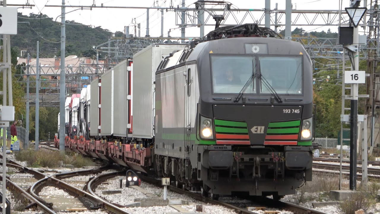 2022/11/12 Mercitalia: Freight Trains at Villa Opicina