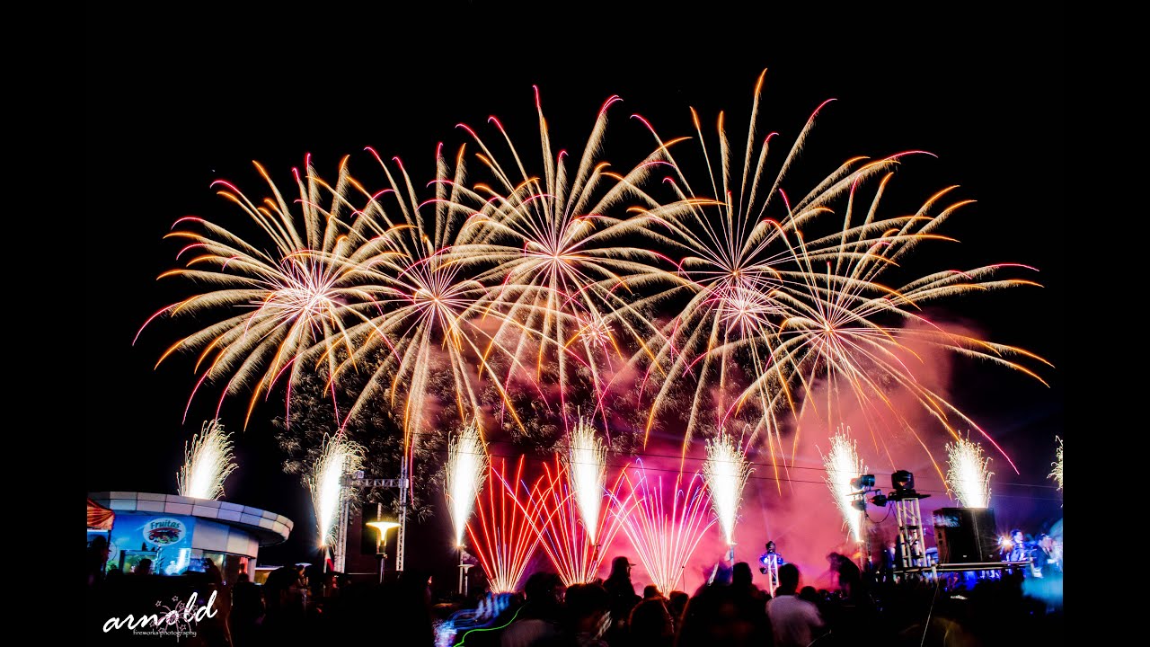 7th PIPC - Platinum Fireworks feat. UST Symphony Orchestra and Sarah Geronimo