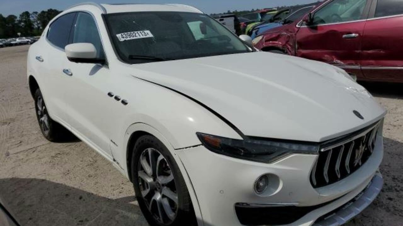 2020 MASERATI LEVANTE LUXURY start bid 12 000$