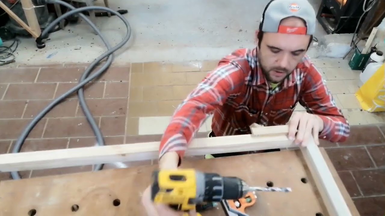 Clothesline under the ceiling. Build the CEILING DRYER yourself. #wood #tinkering #workshop