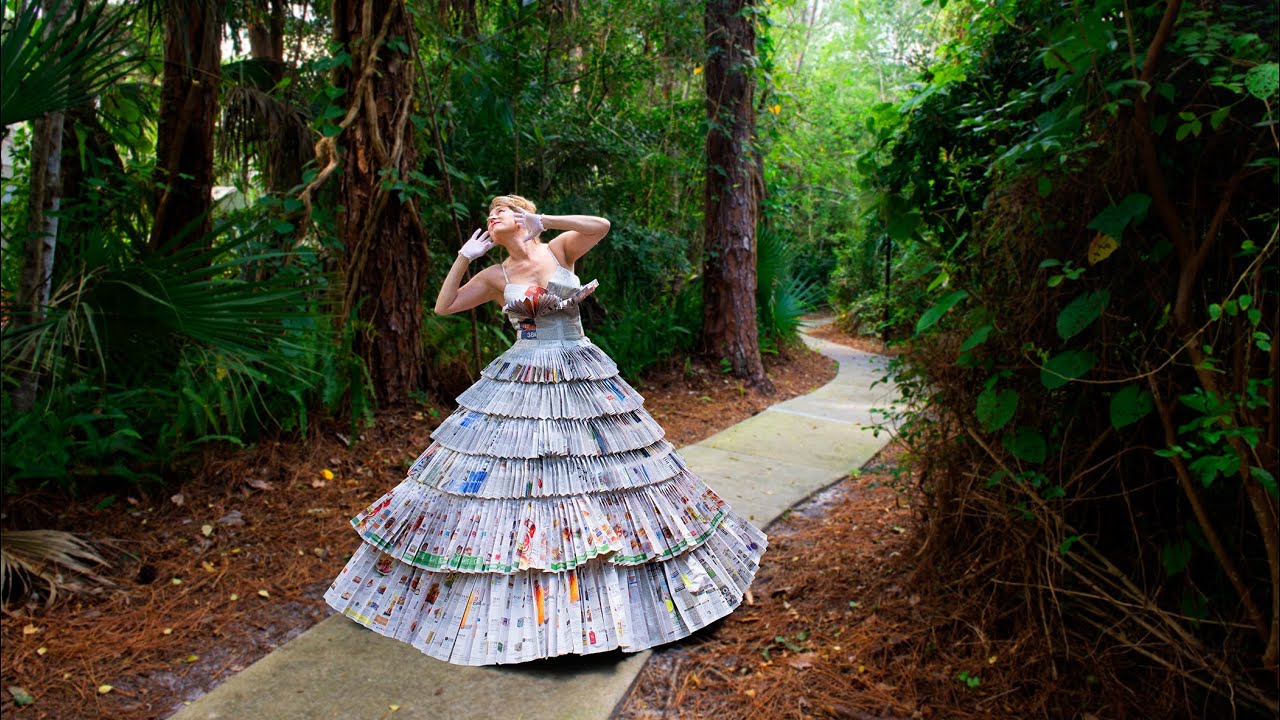 DIY Newspaper Dress!!! Creative ideas amazing results! Fashion/Photography 時尚/攝影