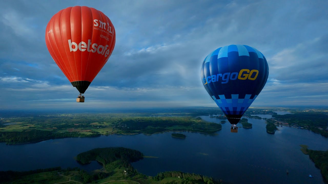 First summer morning with Smile hot air balloons