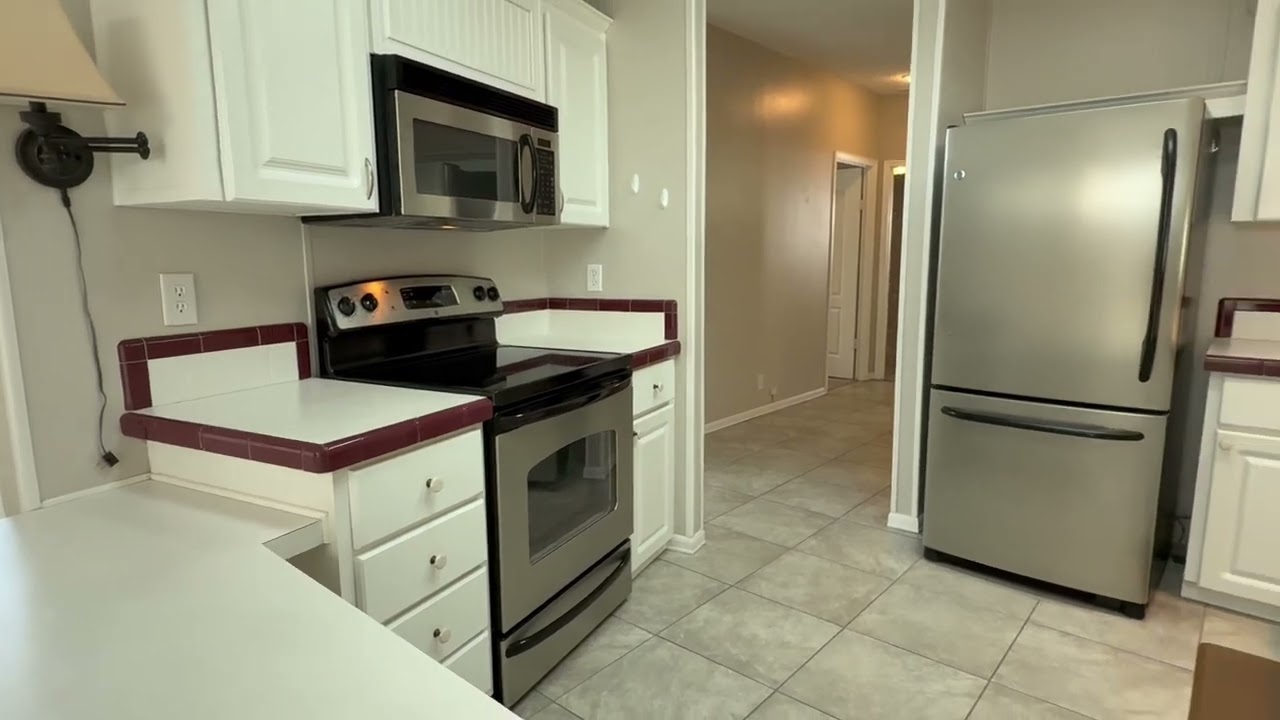 3602 Cinder Dr., valrico, Florida in the 55+ community of Strawberry Ridge.
