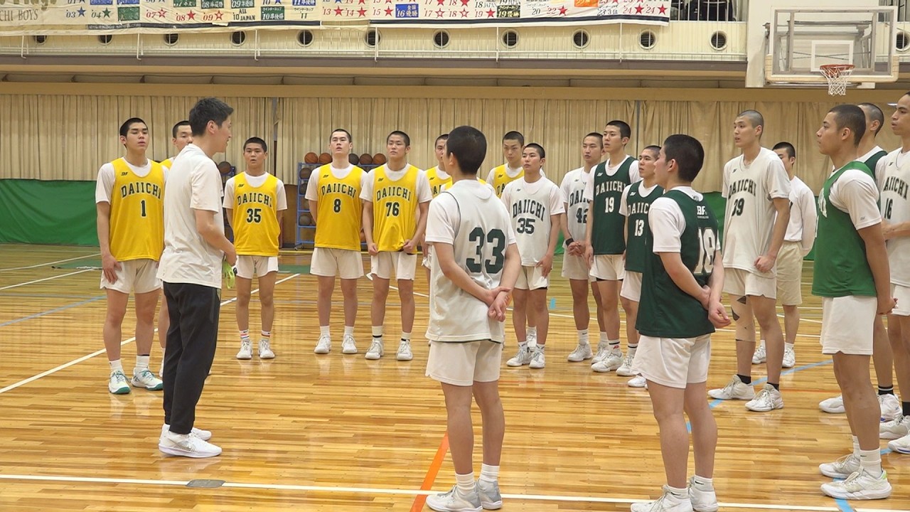 【恩塚亨×福岡第一01】1on1の強さを活かす「ドライブに対するサポート」（インサイドのサポート）