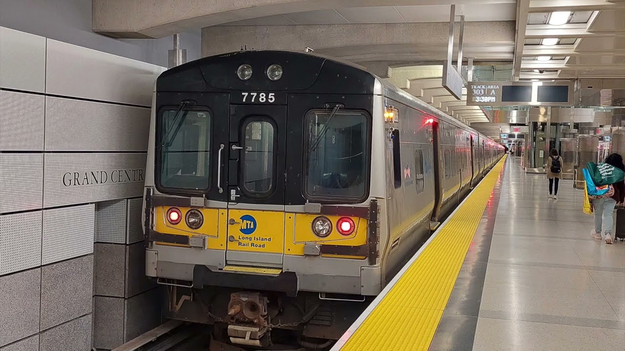 Long Island Railroad: On Board Babylon Branch M7 Train From Grand Central Madison to Babylon