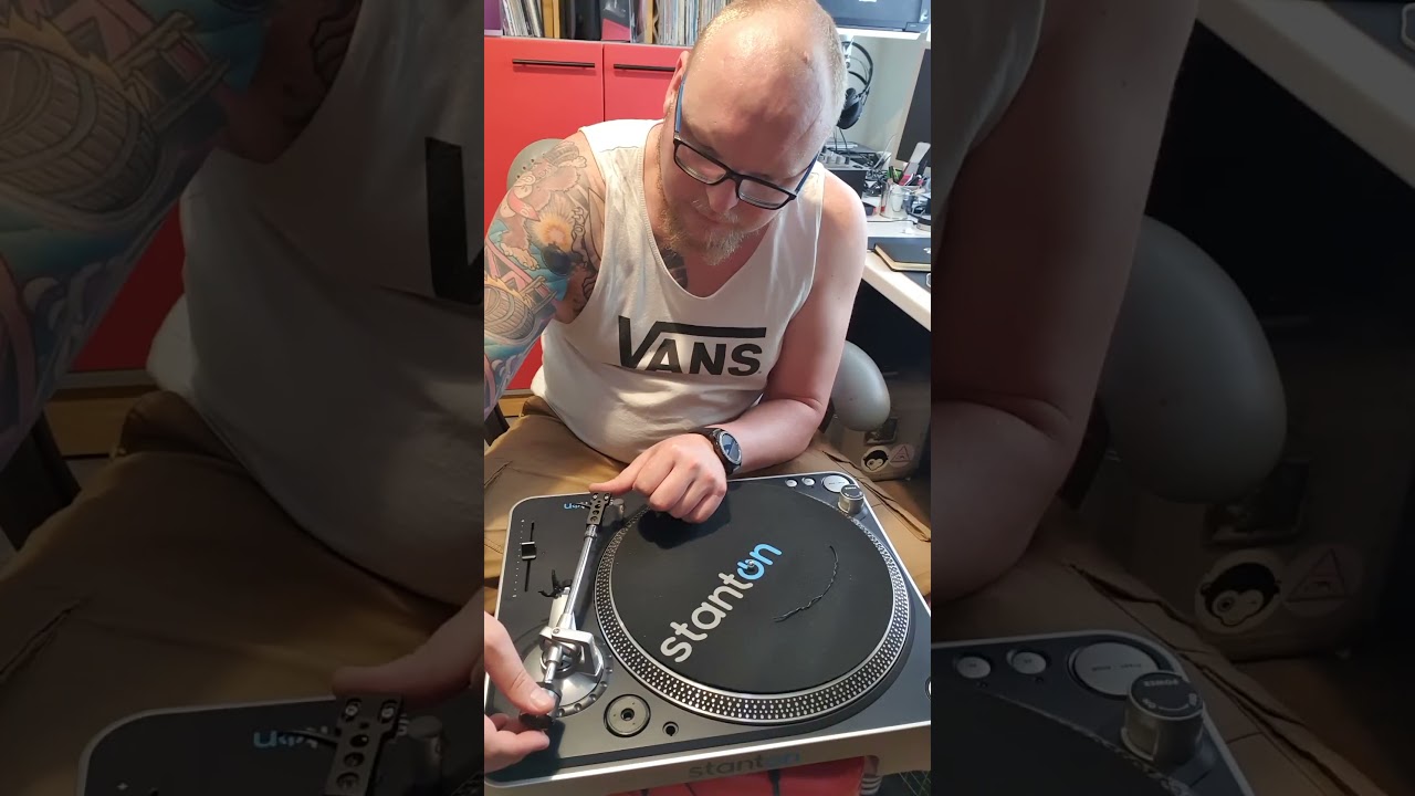 Stanton T-Series Turntable Setup