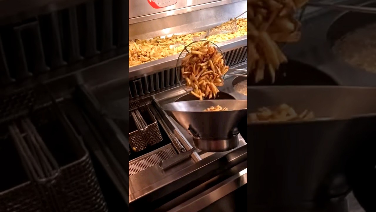 Fabel Friet: The Best French Fries in Amsterdam