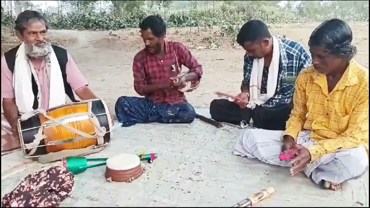 গ্রামের ফকির শিল্পীদের গানের আড্ডায়। 🎙️🤗