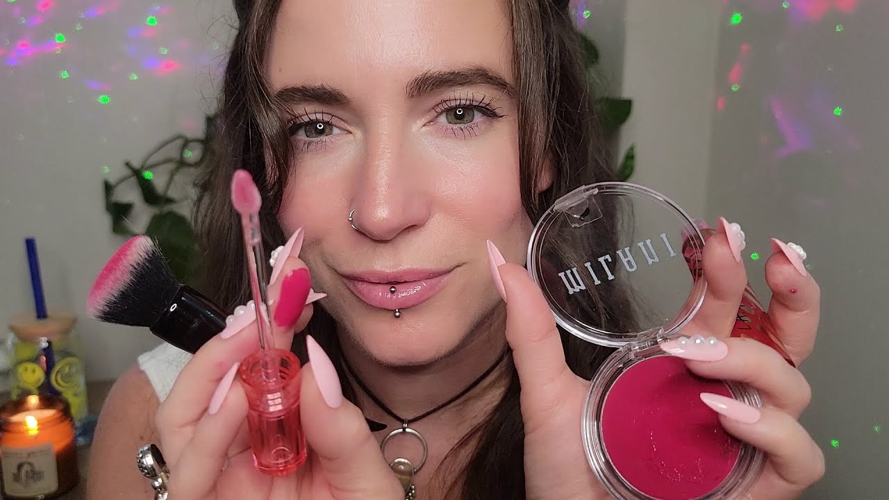 ASMR - Doing Your Strawberry Girl Makeup 🍓💄(Layered)