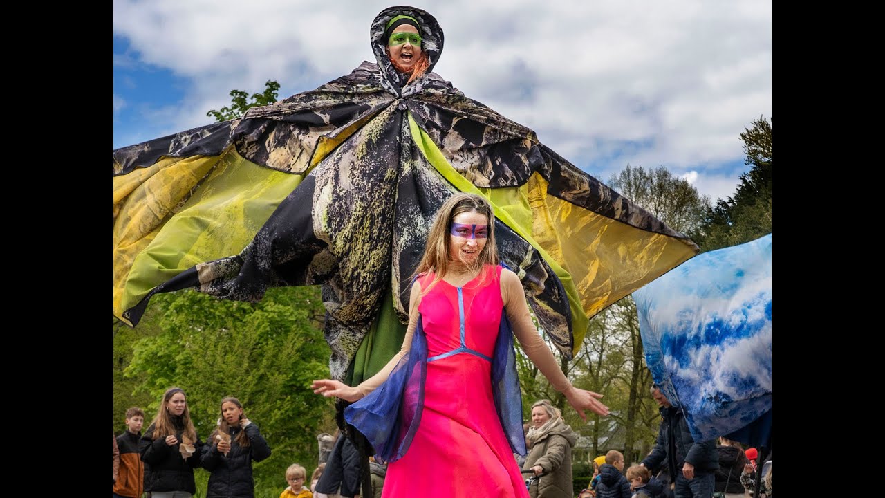 STILTLIFE StreeTTheater EARTH 24