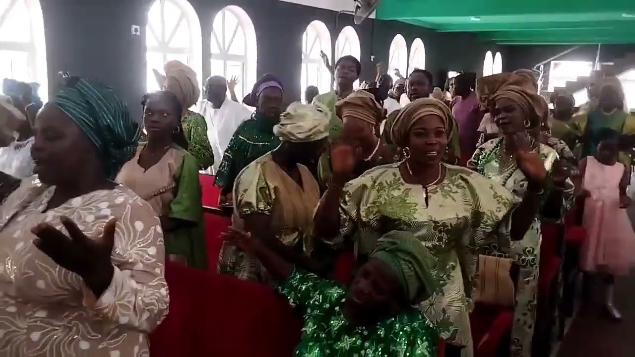 SOLEMNIZATION OF HOLY MATRIMONY BETWEEN JESUDARA VICTORIA OYEDELE AND OLUKUNLE DAMILARE IDOWU