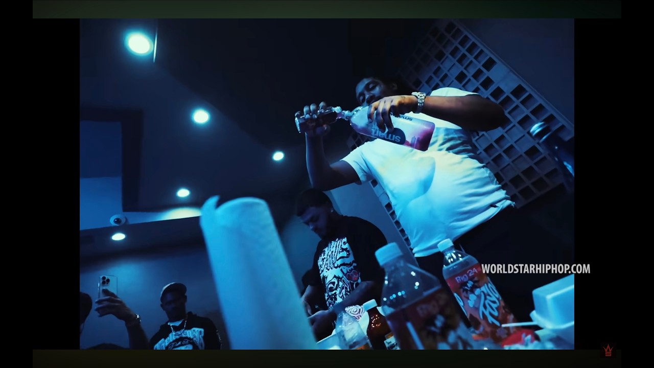 Skrilla - IM OUT (Prod Zooter Mcgavin)