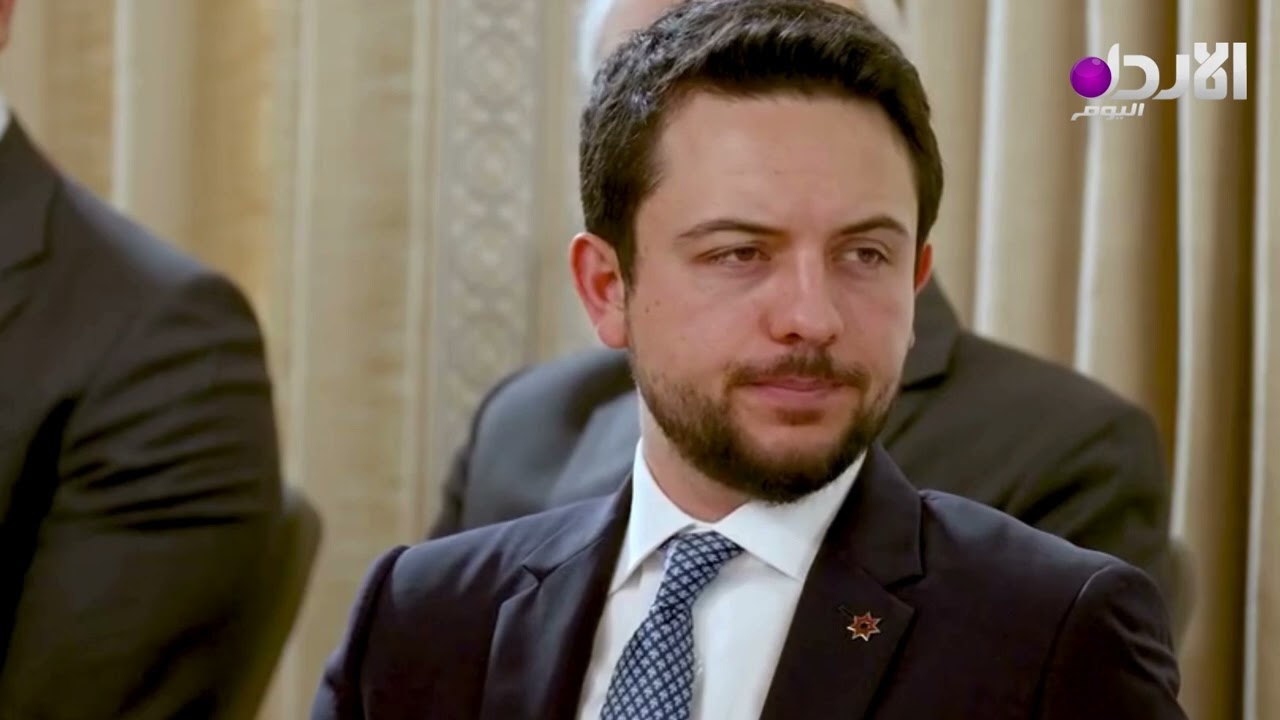الملك يستمع إلى رد مجلس النواب على خطاب العرش السامي في قصر رغدان العامر