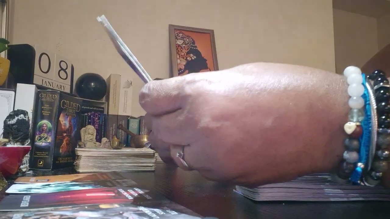 The lovers,  the cop and all the shananagahns