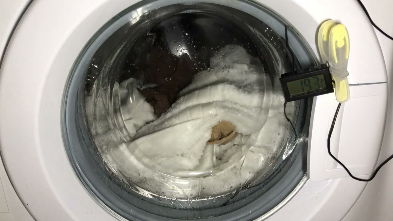 Blomberg WNF 6221 washing machine Cotton 90°c with prewash option and 1200rpm (full cycle)