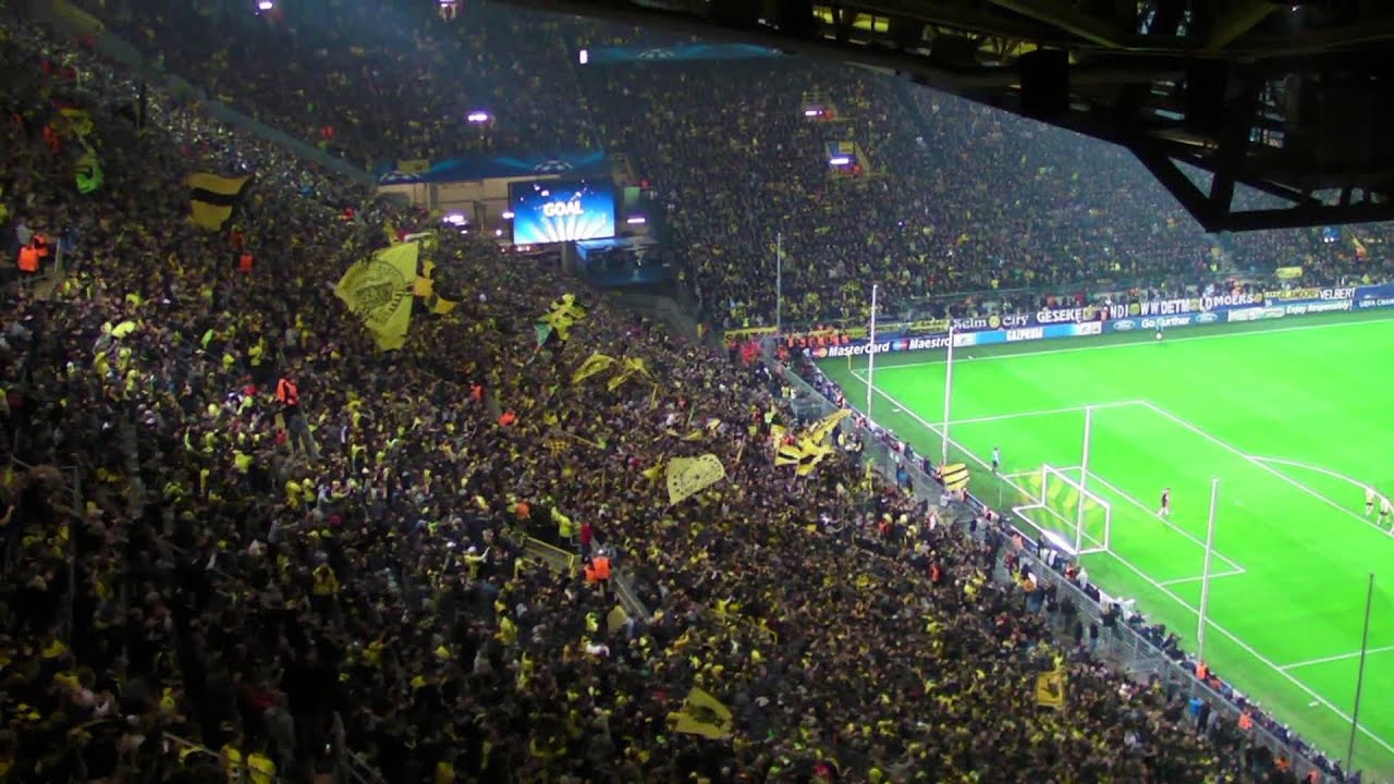 Stimmung Südtribüne: Borussia Dortmund - Real Madrid Champions League BVB 24.10.2012 Atmosphere
