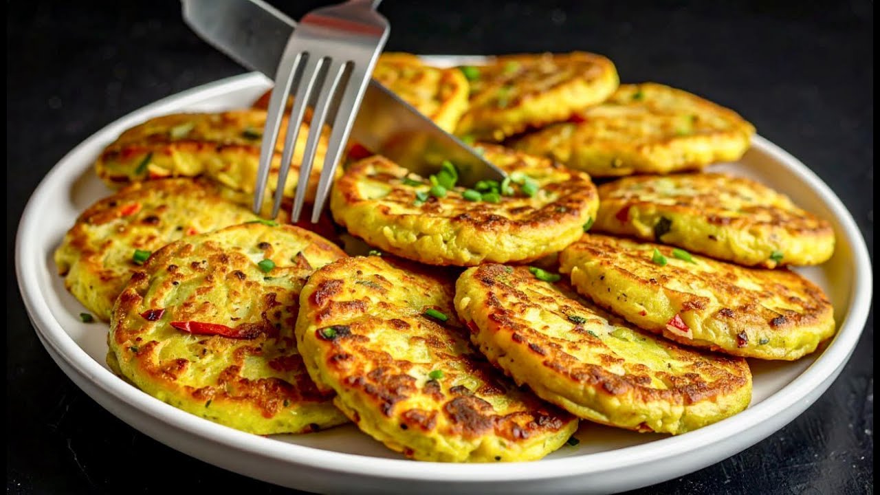 Капуста с яйцами вкуснее мяса!  Моим детям очень понравилось.  Этот простой рецепт вас удивит!