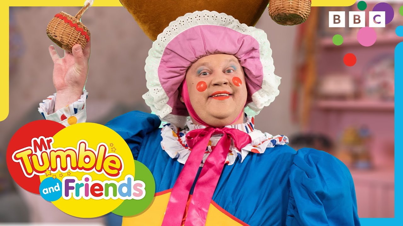 Aunt Polly's Thanksgiving Treats | Mr Tumble and Friends