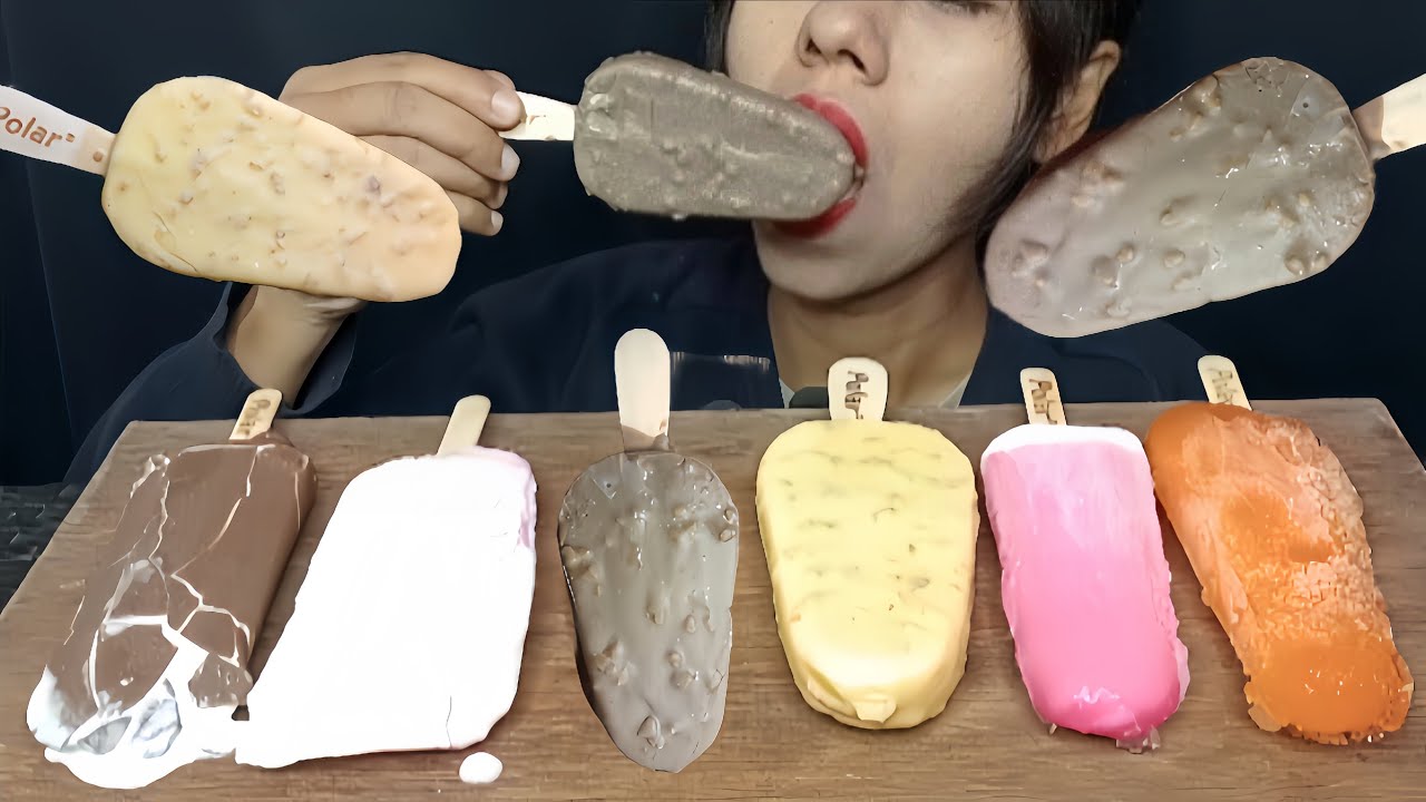 Eating yummy ice cream । Ice cream eating Mukbang । Chocolate eating videos । ASMR eating। Big bites