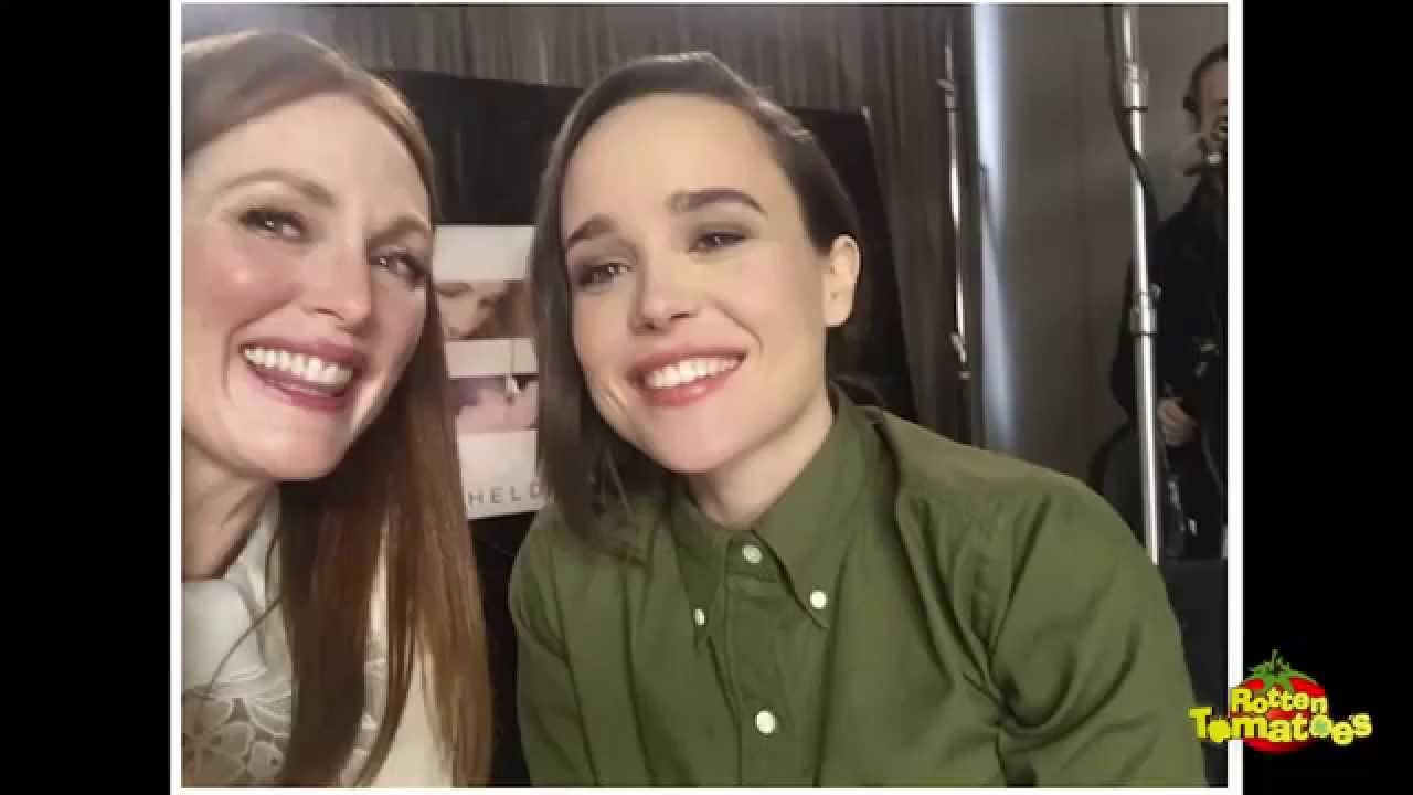 Freeheld Interview: Julianne Moore & Ellen Page Take A Selfie
