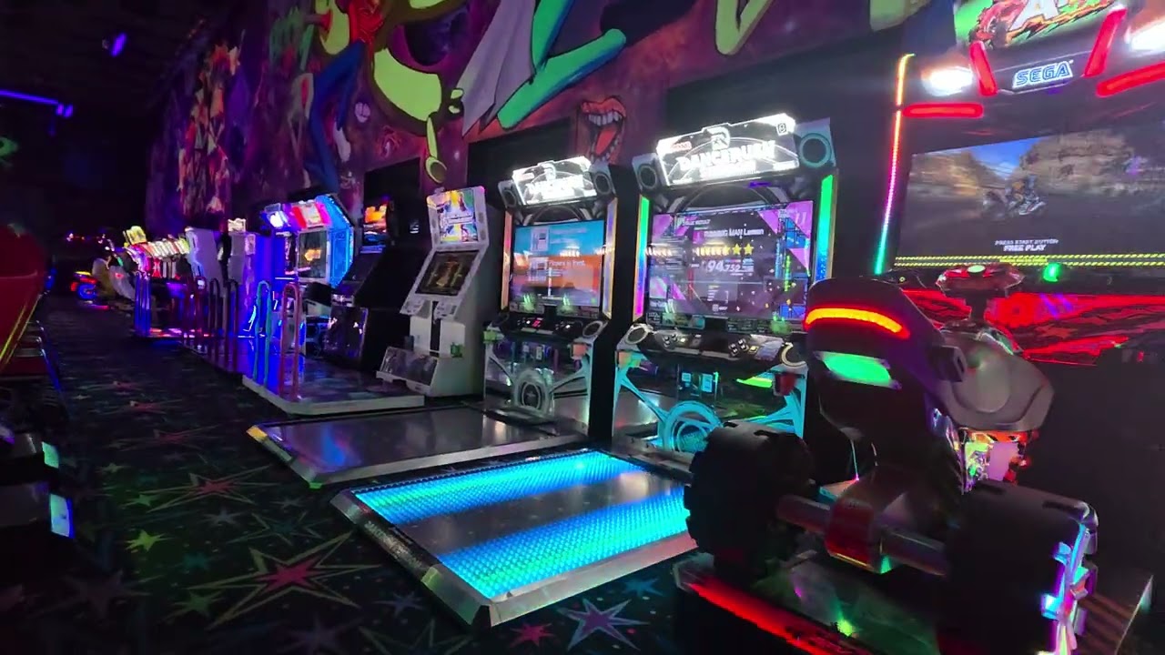 Progressing my Running Man dance move for Dance Rush Stardom Arcade game in Orlando,FL.