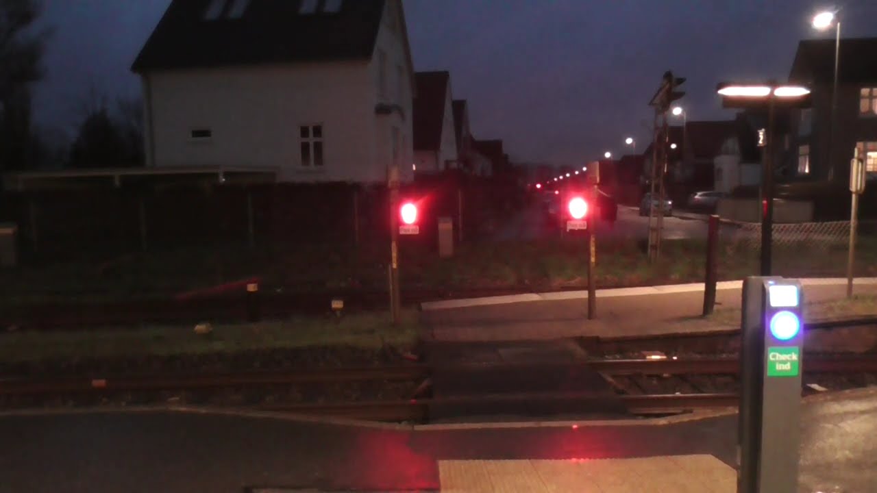 Jernbaneoverskæring Fruens Bøge/Spoorwegovergang /Level Crossing/ Passage a Niveau/ Bahnübergang