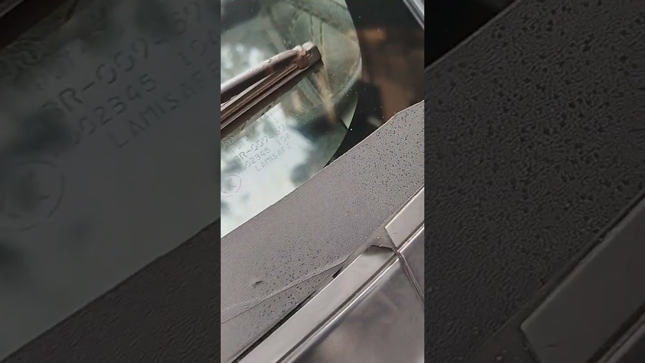 TRH 200 Model 2012...reg 2018 ... document clear.ac ok  CNG ,,full silling,,2550000 tk price 