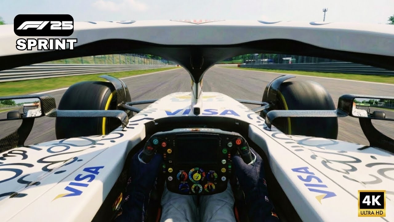 Автомобиль RB в эксклюзивной раскраске Hugo на трассе Сильверстоун | Гонка Формулы-1 № 25