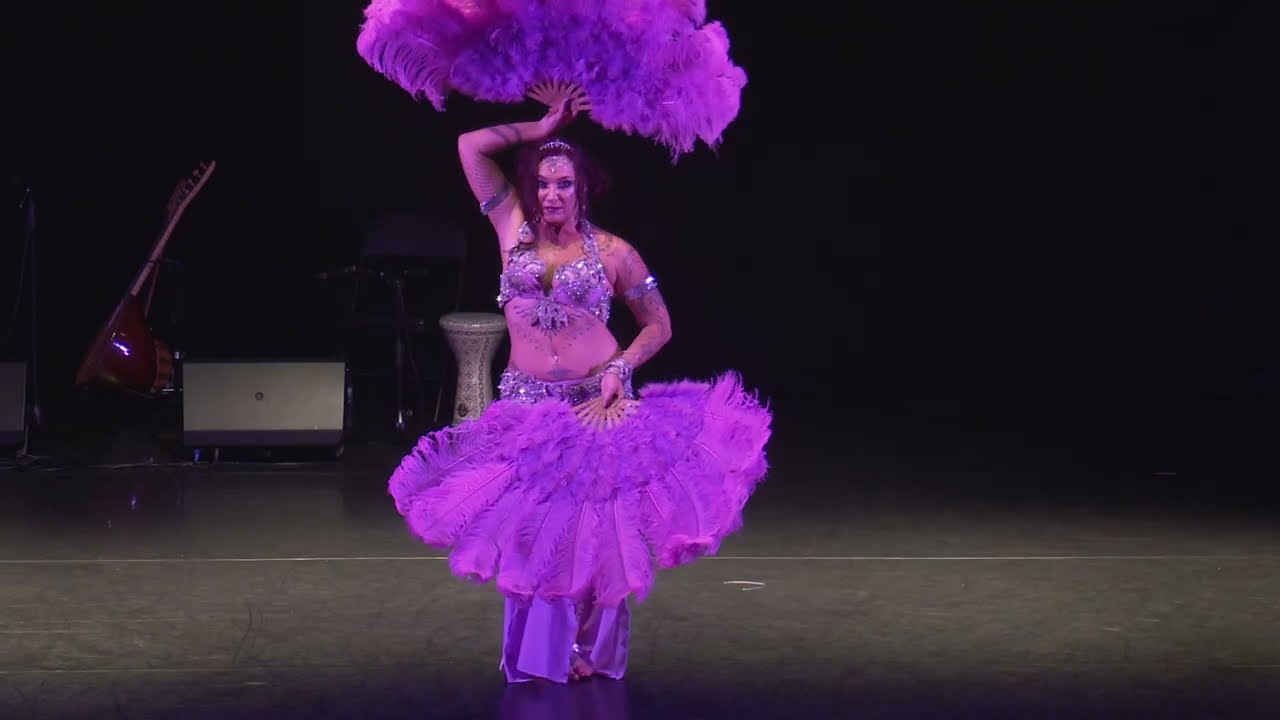 “Princess” Feather Fans Tribal Fusion Bellydance by SaHaRa PiKSie