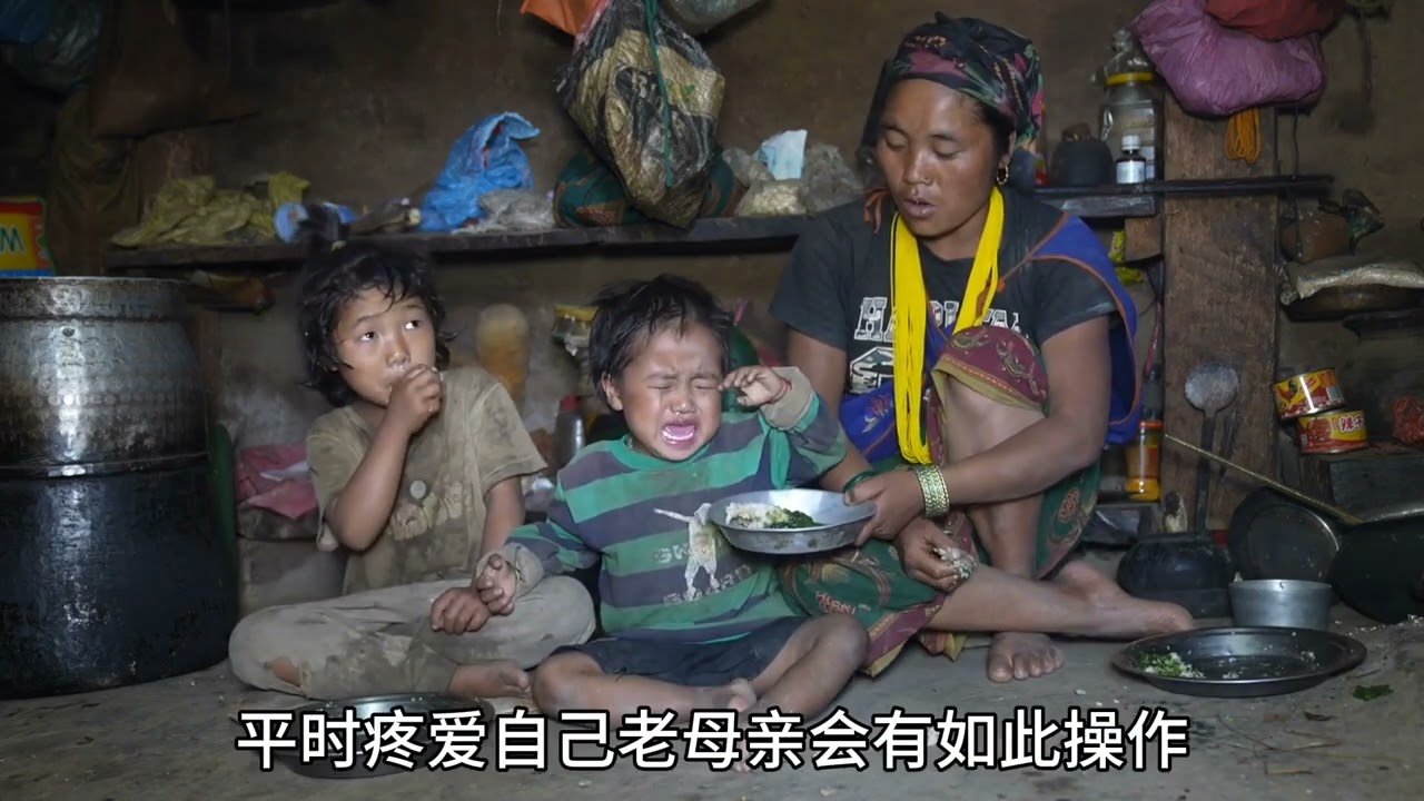 翠花打小包浆的名场面来了史无前例，今天翠花是像是下了某种决心一样，对小包浆一点都不客气了#尼泊尔 #农村生活 #乡村味道 #秋收的喜悦 #翠花