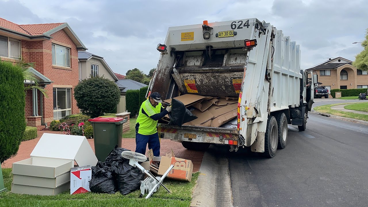 Blacktown Bulk Waste - Council Clean Up - The Old Hinos