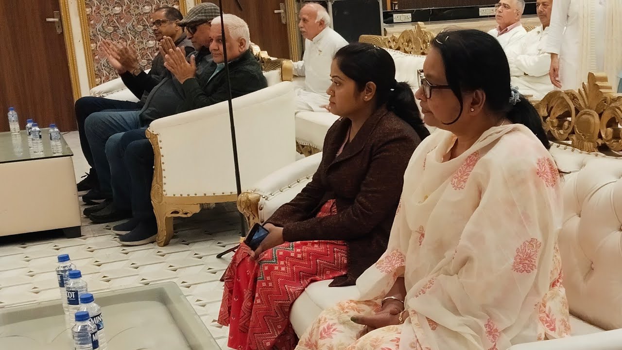 manaavchetnapathngo  आज मानव चेतना पथ NGO की टीम पहुँची ओम शांति ओम के विशेष कार्यक्रम में live!