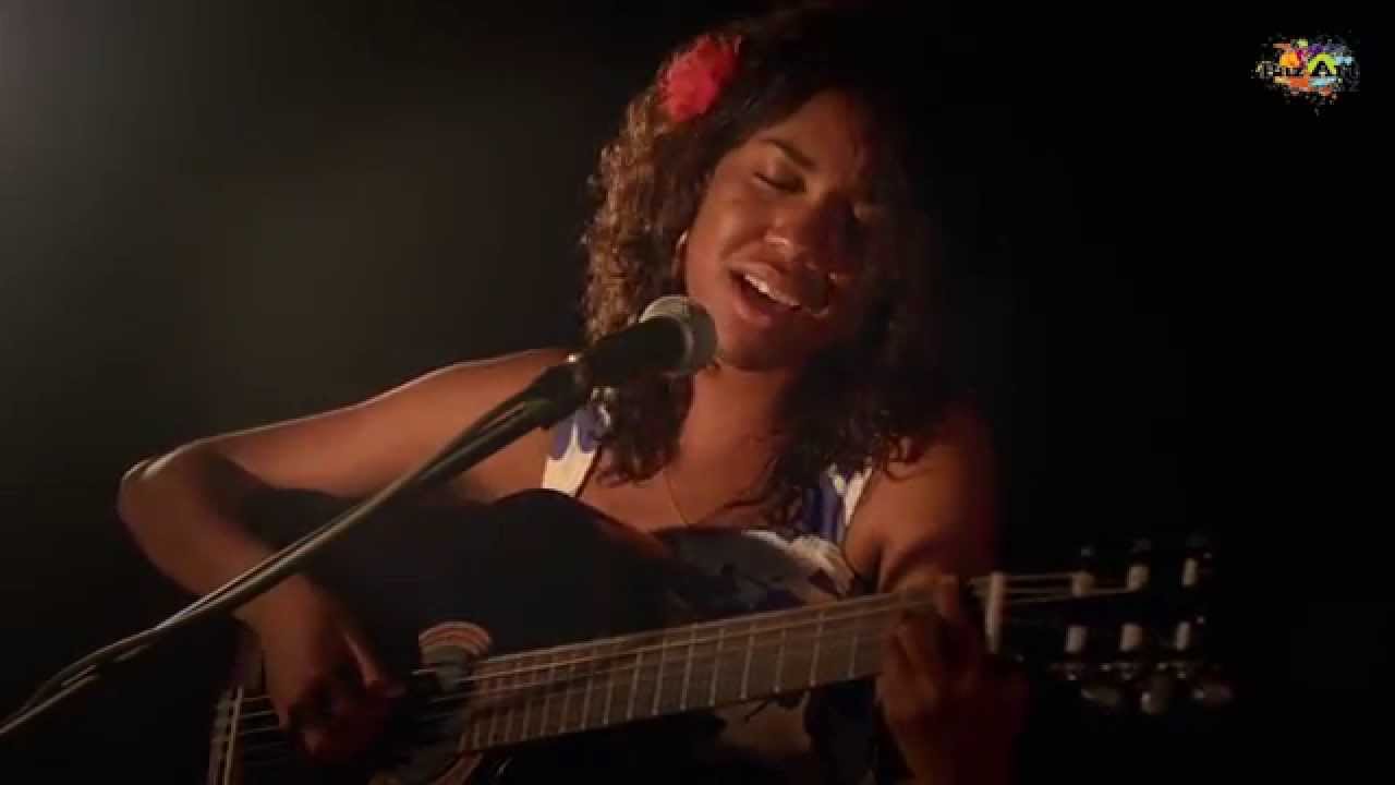BAZ'ART SESSION'Z - YVETTE DANTIER - Bossa Nova Medley ' (cover)