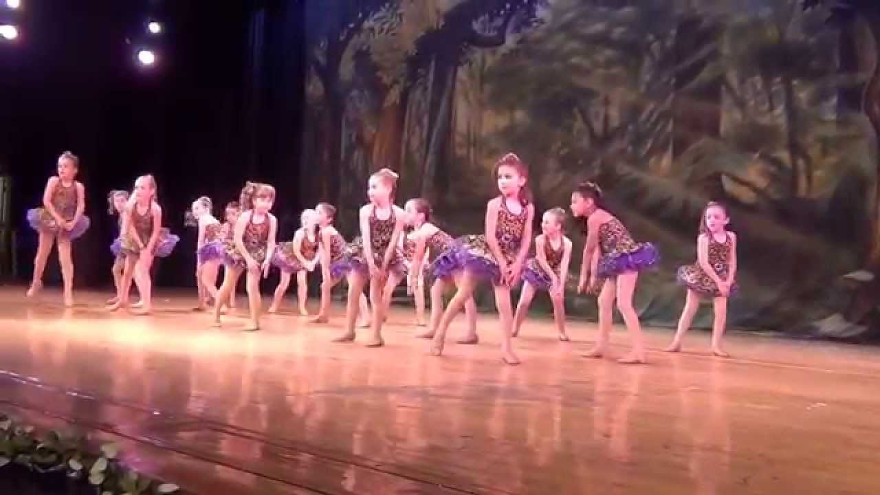 Sara  dance walk the dinosaur