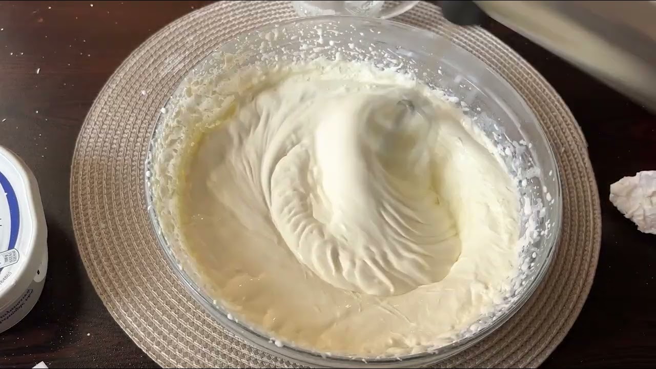 Домашний чизкейк без выпечки 🍰 | Очень простой рецепт с джемом из лесных ягод
