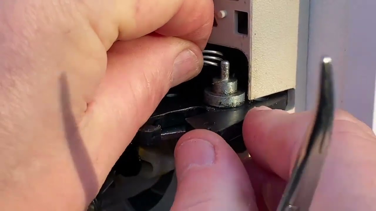 Hymer/Eriba Motorhome Habitation Door Lock Spring Repair