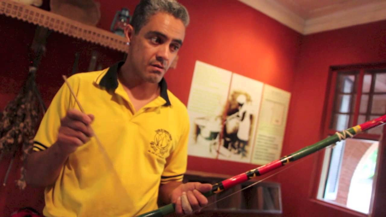 COMO FAZER UM BERIMBAU