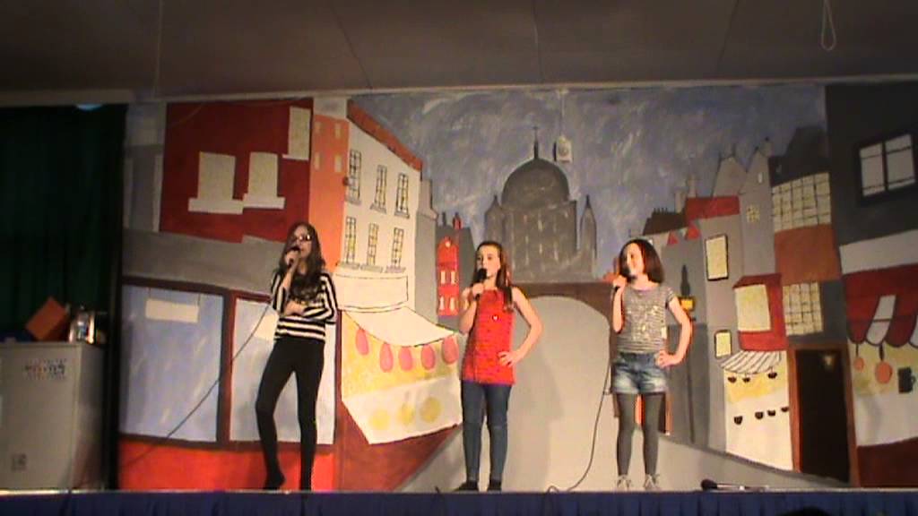 Flowery Field X Factor 2013: Sophie G, Lauren, Caitlen