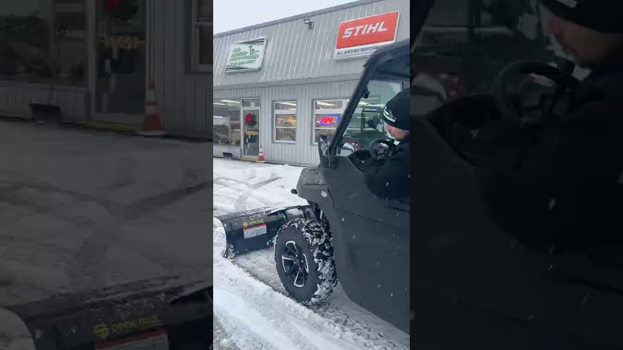 Workcross 1000 the perfect work unit for plowing snow!