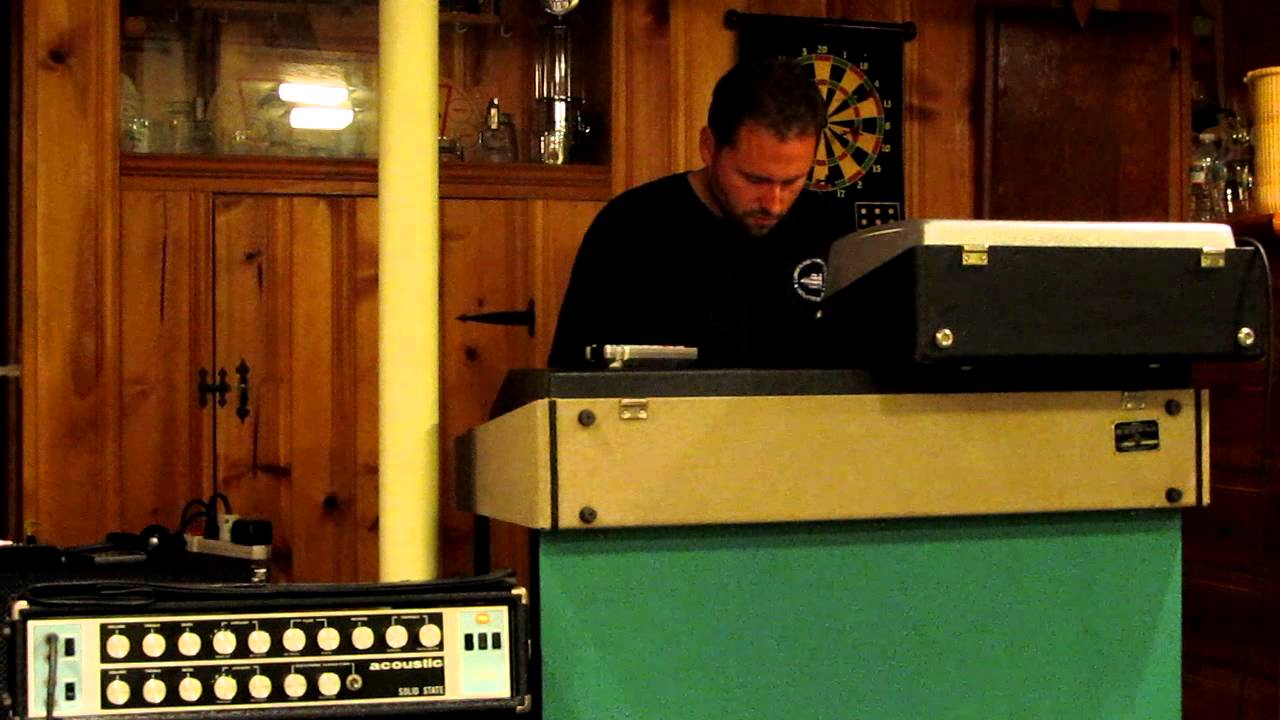 Break On Through Gibson G101 Organ Fender Rhodes Piano Bass