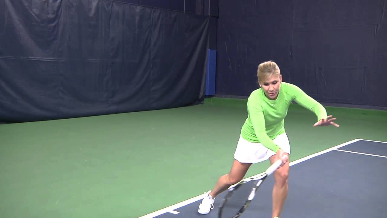 Tennis Instruction: How to Hit the Ball on the Rise